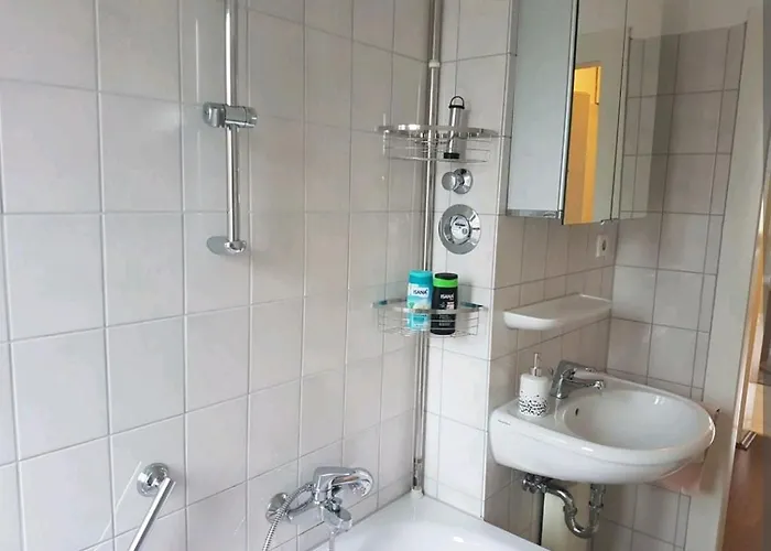 Nette,kleine In Gute Lage